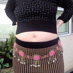 Pink heart charm metal belt